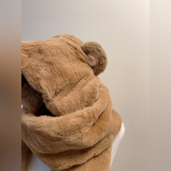 Fluffy super cute fur hooded scarf with gloves. BRAND NEW! Good for ski helmets. - Picture 2 of 9